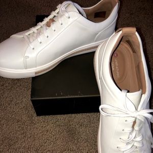 Clarks white sneakers new